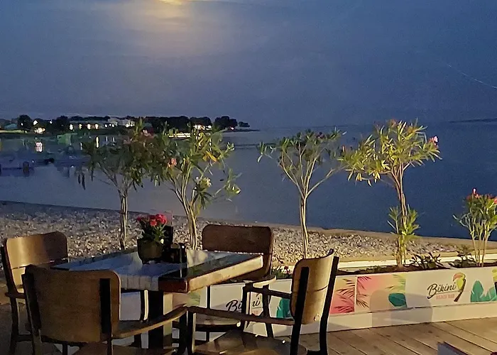 Apartamento Ladonja 2 *