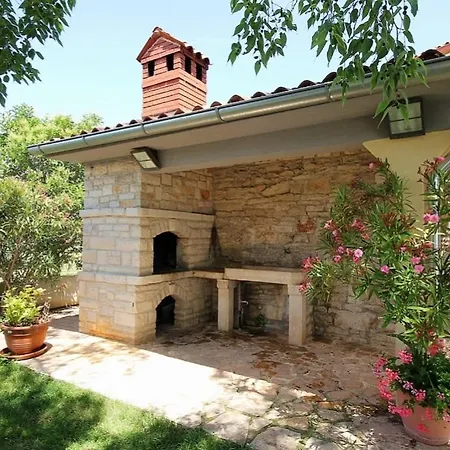 Apartmán Ladonja 2 *